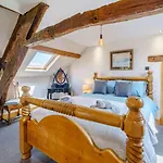 2 Bed In Ulverston Oc-83453 *
