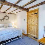 2 Bed In Ulverston Oc-83453