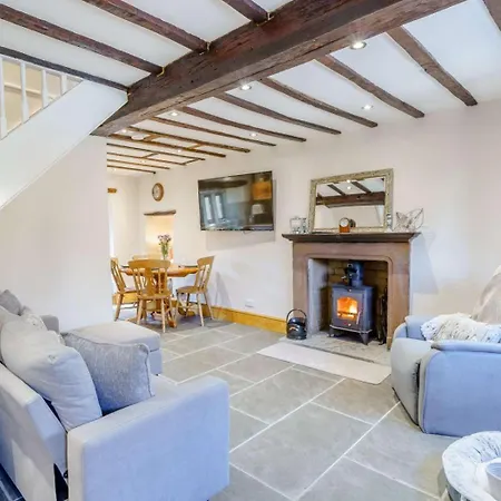 2 Bed In Ulverston Oc-83453
