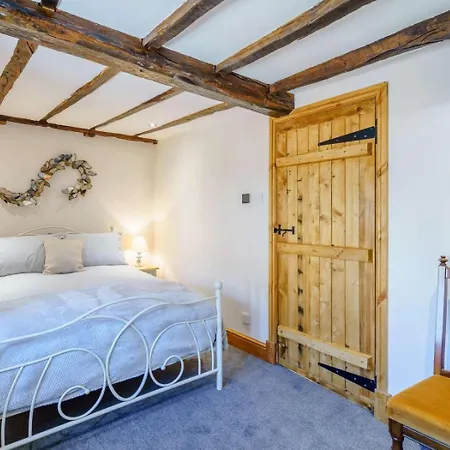 2 Bed In Ulverston Oc-83453